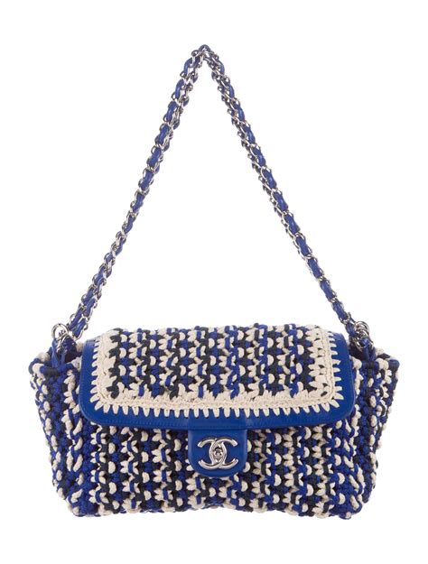chanel crochet bag
